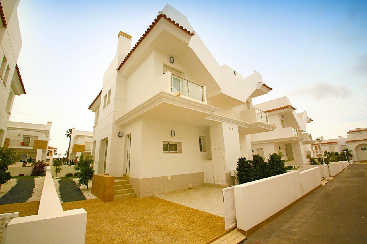 Luxury Bungalow Allegra 43 With Ac And Pool Ciudad Quesada Eksteriør bilde